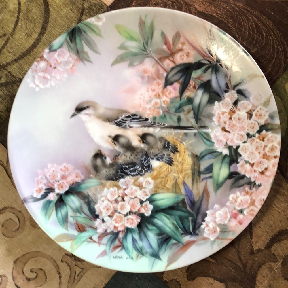 🛍️5/$20🛍️Lena Liu Limited Edition Collectible.